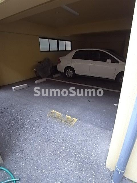 クレール武庫之荘（南武庫之荘3丁目）の駐車場
