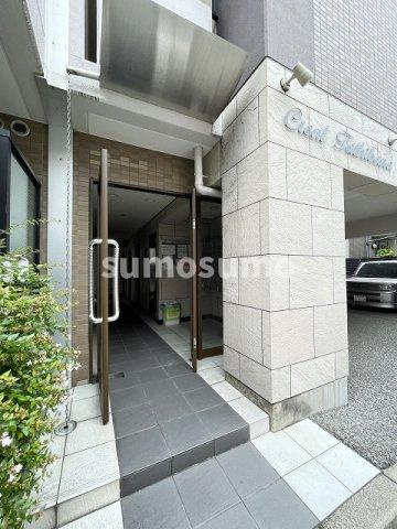 クレアール立花のエントランス