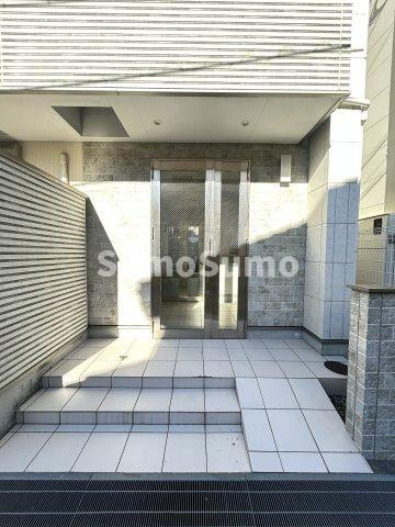 ヴィアノ東垂水のエントランス|毎日通るエントランスはこのようになっています