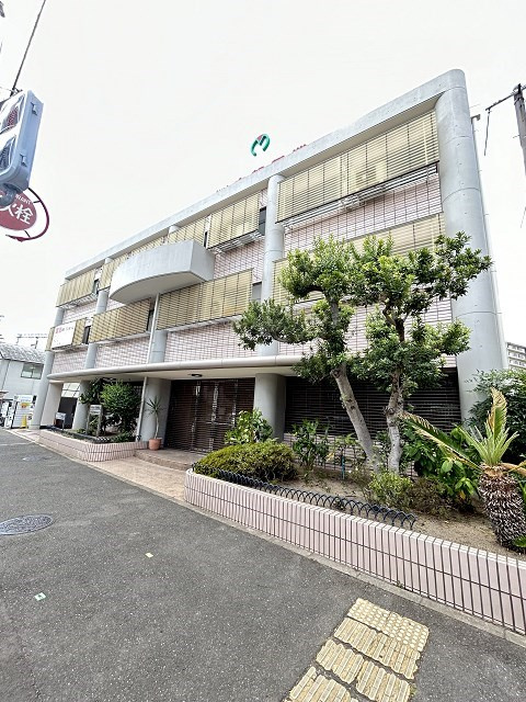 オーラコート杭瀬の外観
