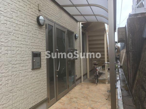 アロハ舞子のエントランス|毎日通るエントランスはこのようになっています