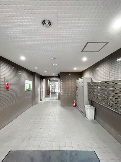 福岡市博多区比恵町の賃貸マンションのロビー