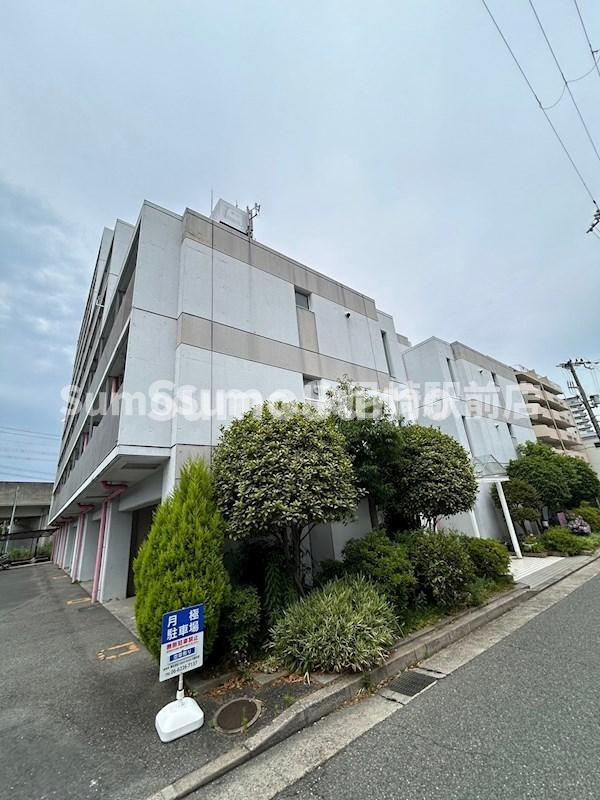 キューブ塚口（東塚口町1丁目）の外観|落ち着いた雰囲気の外観です
