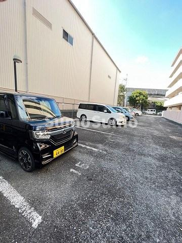 イマキタハイツ29の駐車場