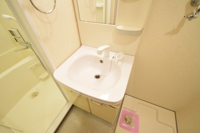 【独立洗面台】 | インベスト本町WEST