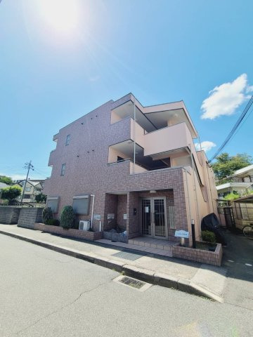 ヴィラ甲東園（甲東園2丁目）の外観