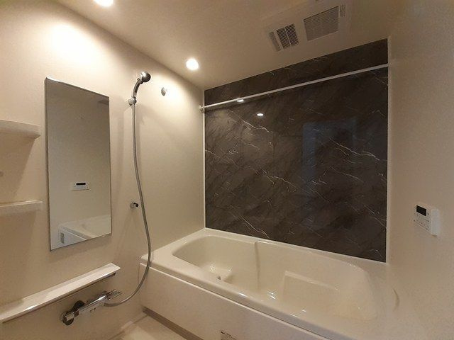 アルバハオスの浴室