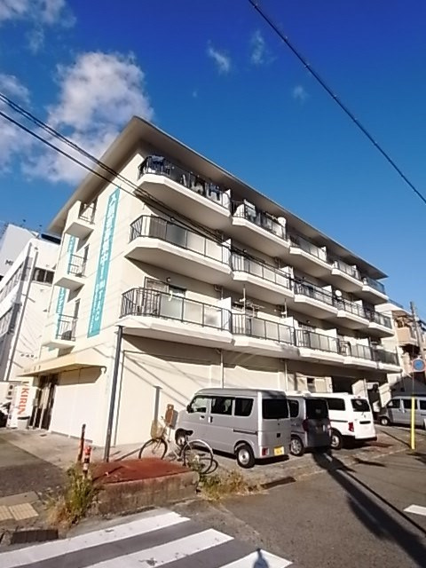 グリーンハイツ小曽根の外観