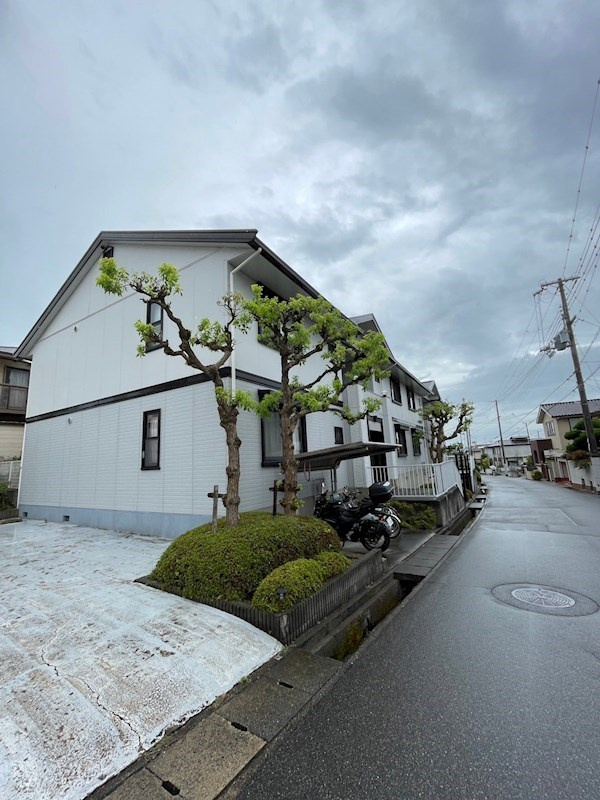 メゾン桃山台の外観