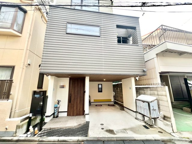 北区上中里2丁目　中古戸建の外観|2026.02.08撮影

現地ご見学希望・資料請求などお気軽にお問い合わせ下さい！
03-5990-5201