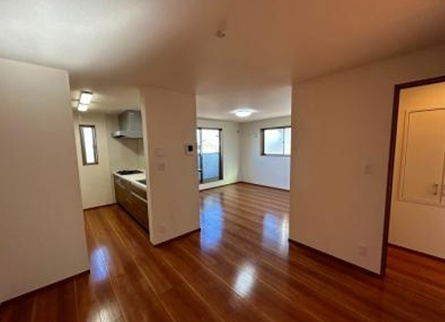 戸塚区汲沢町 中古戸建 2899万円の居間・リビング