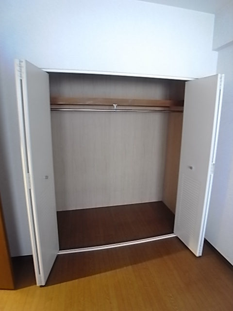 グレース門戸荘の収納