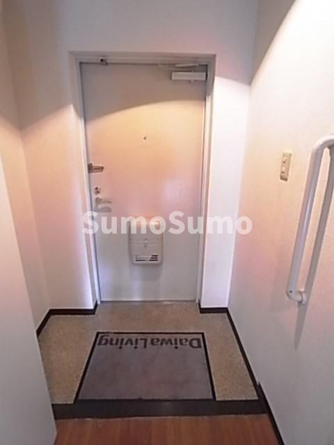 グレース門戸荘の玄関