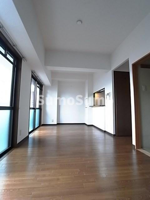 グレース門戸荘の居間・リビング