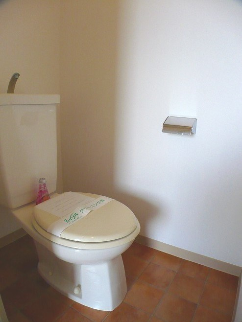 YKハイツ大久保のトイレ