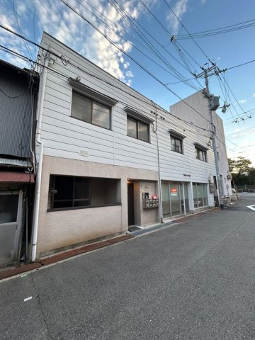 カルモハイツの外観