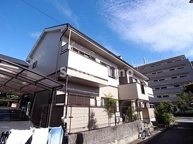 カーサアイリスの外観
