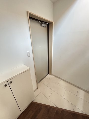 ラジエーションコートの玄関