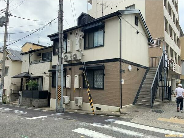 カナリモハイツ