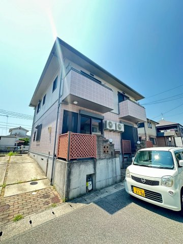 メモリアルバレーⅡの外観