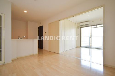 【居間・リビング】 | キャバーン愛宕