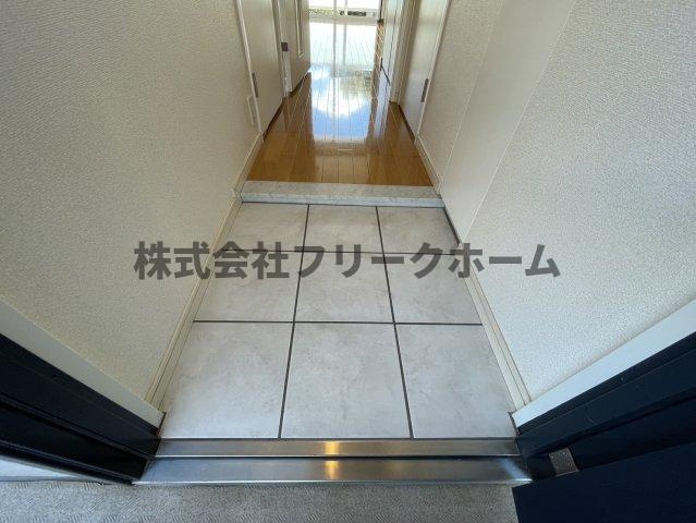 武蔵野市境１丁目の賃貸マンションの玄関