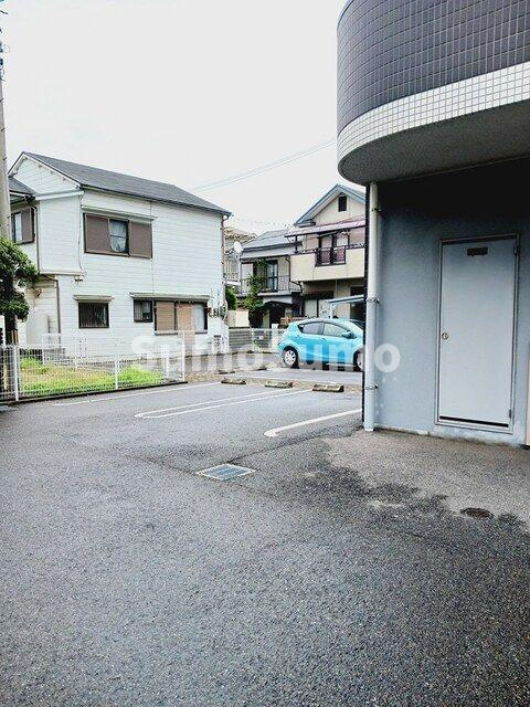 ラ・ヴァンベールの駐車場