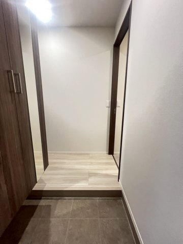 ラ・メゾン三保町の玄関