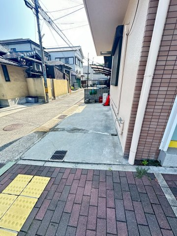 モンテメール仲田の駐車場