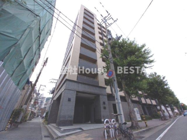 プレジール三ノ宮Ⅲの外観