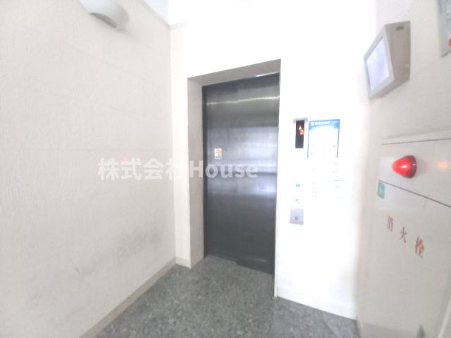 プレジール三ノ宮Ⅲのロビー