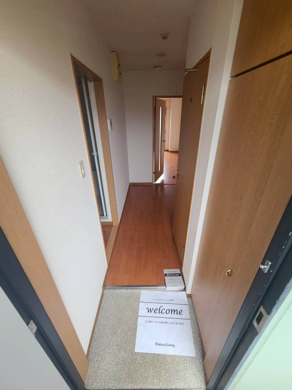 メルヴェイユドミールの玄関
