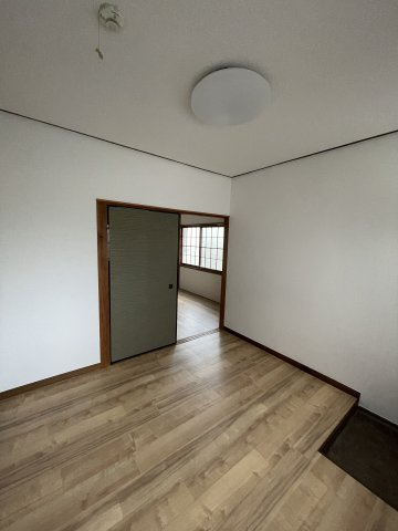ヨークンハウス板宿の居間・リビング