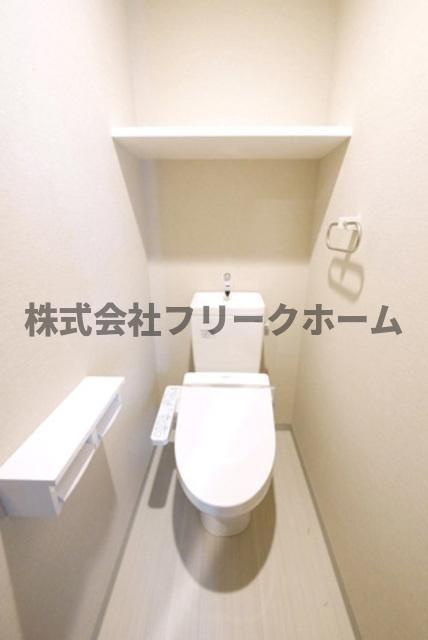 小金井市中町２丁目の賃貸マンションのトイレ