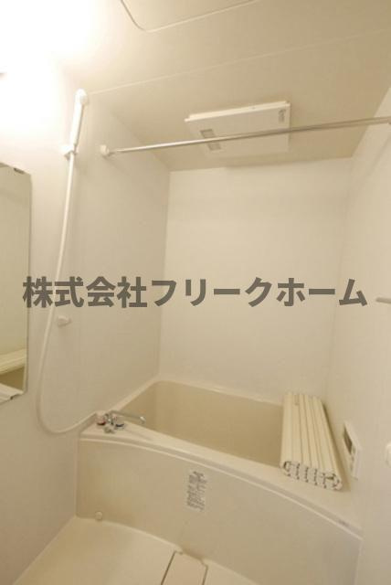 小金井市中町２丁目の賃貸マンションの浴室