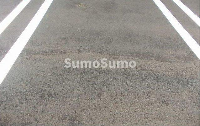 モダンパレスの駐車場|駐車場完備です