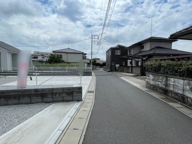 新築戸建・新築建売　大泉町第16寄木戸　西小学校・西中学校の前面道路含む現地写真