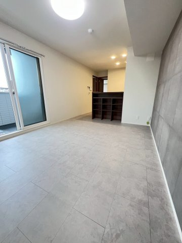 ラ・メゾン三保町の居間・リビング