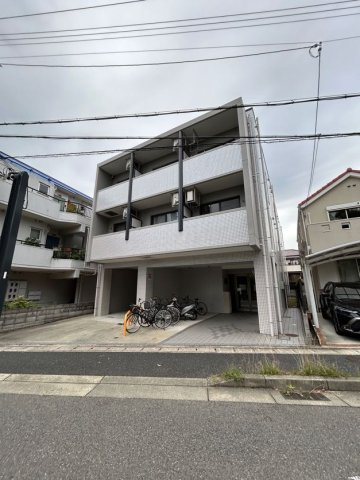 ラ・ヴィスタ板宿の外観