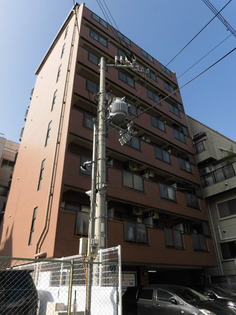 グローリー元町の外観