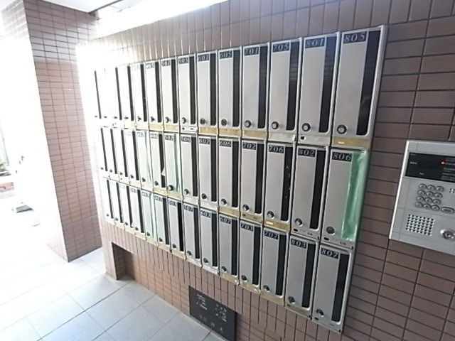 グローリー元町の外観