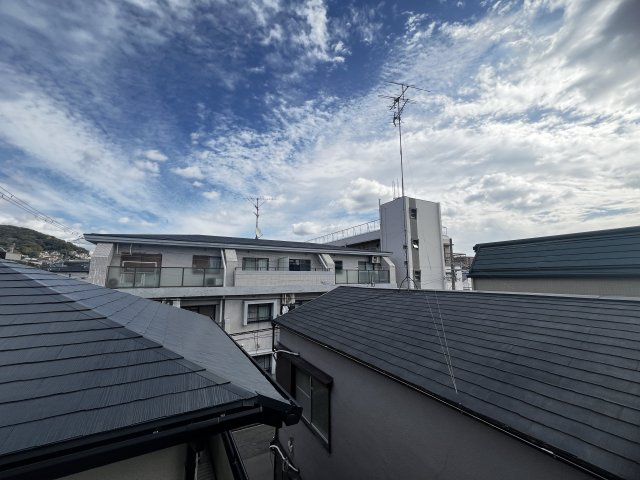 ヤングリーブス岡本の展望