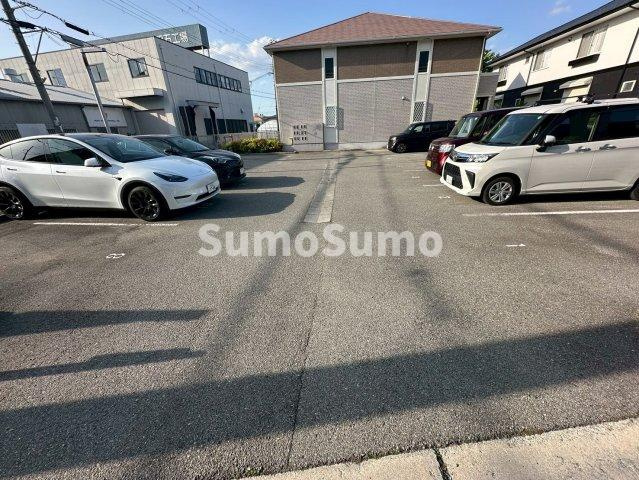 メルベーユ神戸の駐車場|カースペースがあります