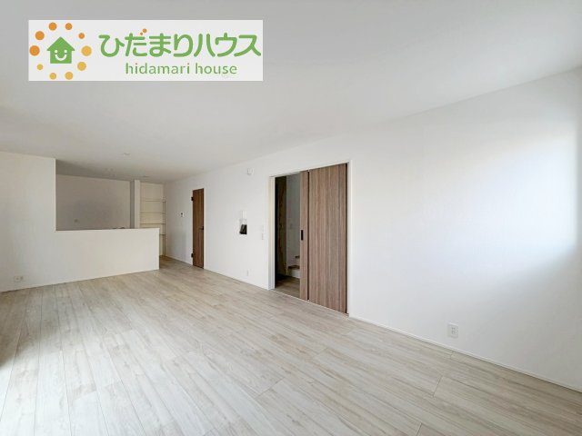【居間・リビング】 | 我孫子市東我孫子1丁目第1期　新築戸建　1号棟 | 家族団らんの時間も増えそうなくつろぎのLDK☆