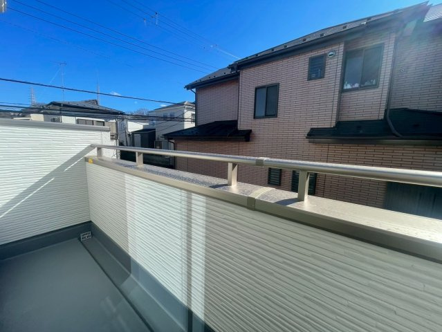 横浜市保土ヶ谷区権太坂1丁目 新築戸建て【仲介手数料無料】のバルコニー