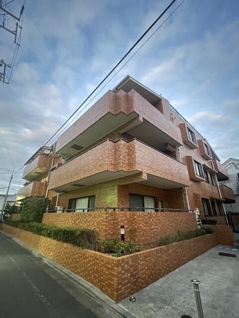 グローリー自由が丘の外観