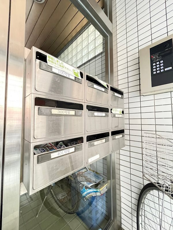 シャトレ春日野道の外観