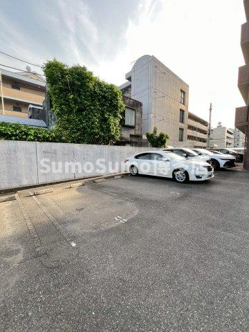 クレールスクエアの駐車場|駐車場完備です