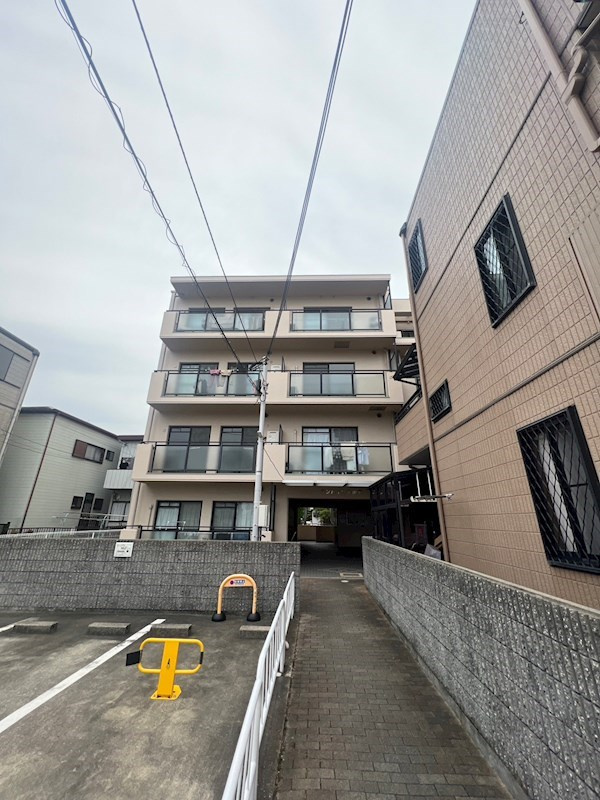 サンハイツ大田町の外観