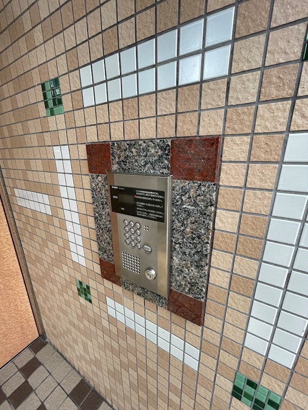 クレセント高宮の外観